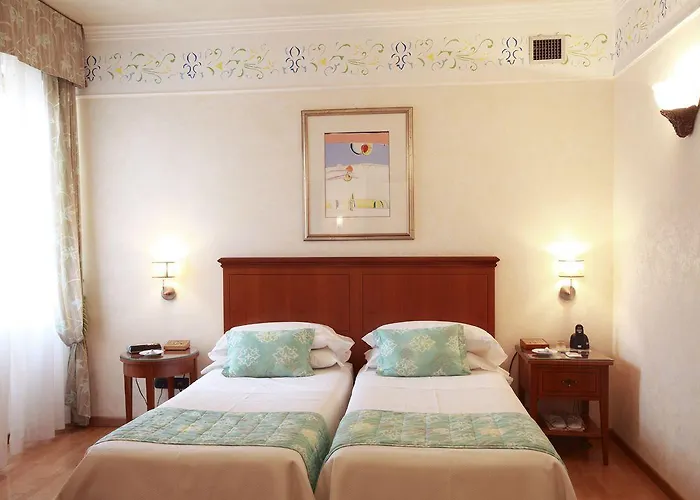 Ξενοδοχείο Firenze 4*