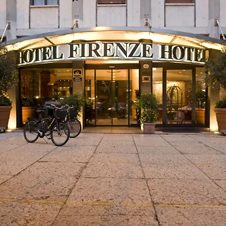 Ferretti Firenze 4*