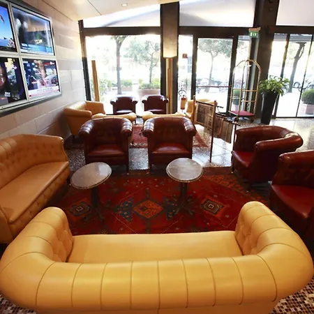Ferretti Firenze 4*